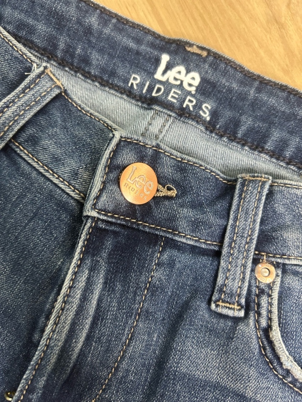 Lee Riders Indigo Straight-Leg Women's Jeans - Blue - Picture 4 of 4